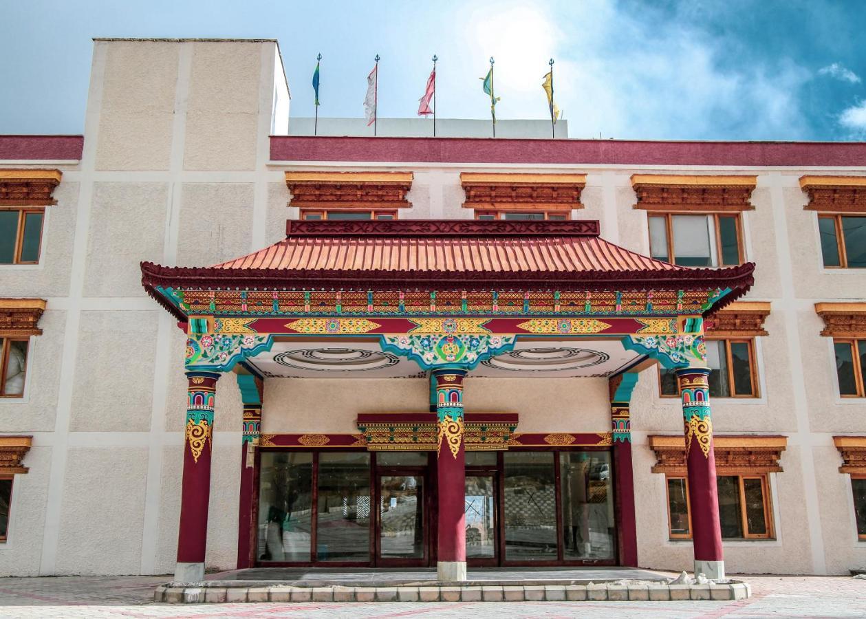 Hotel Deskitsal 列城 外观 照片