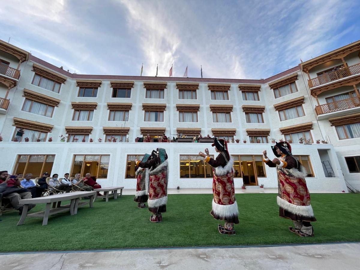 Hotel Deskitsal 列城 外观 照片
